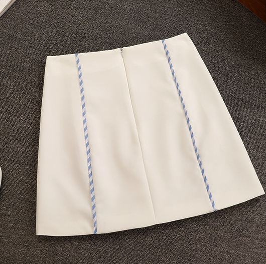 Conjunto de Falda Coreana Retro Hong Kong con Hombros Descubiertos y Cintura Alta - Image 3