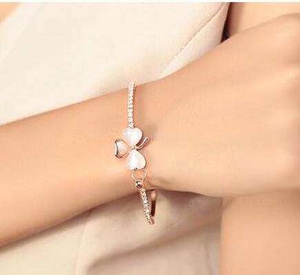 Pulsera Gato Ojo de Gato con Diamantes Completos - Joya Versátil y Elegante - Image 4