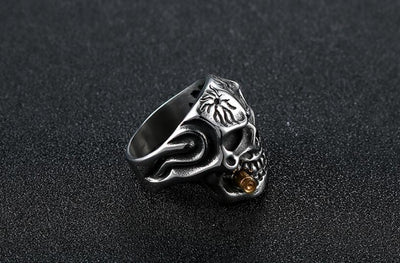 Anillo de Calavera Punk para Hombre en Acero Personalizable - Image 4