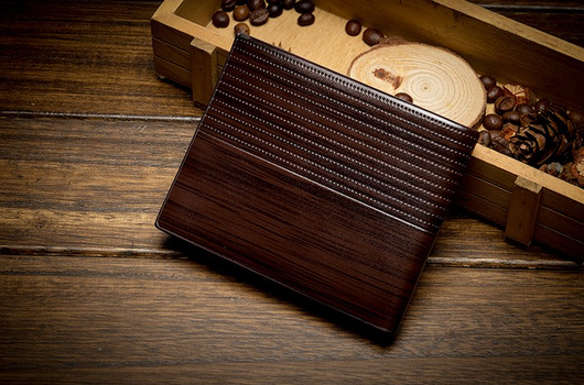 Cartera de Cuero PU con Detalles de Madera - Image 3