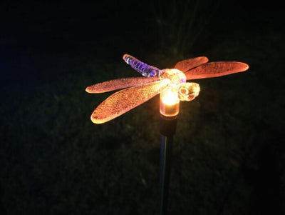 Lámpara Solar de Jardín con Luz LED Multicolor - Decoración Impermeable con Diseño de Libélula, Mariposa y Pájaro - Image 5