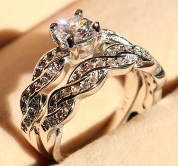 Juego de Anillos de Boda para Parejas - Diseño Elegante para Él y Ella