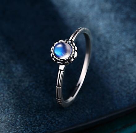Anillo de Piedra de Luna Plata para Mujer con Cristal de Gema