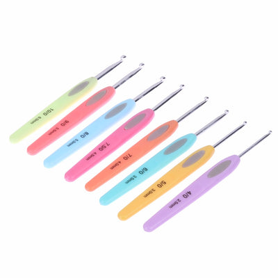 Juego de 8 Piezas de Ganchos para Crochet y Agujas de Tejer con Mango LED - Image 8