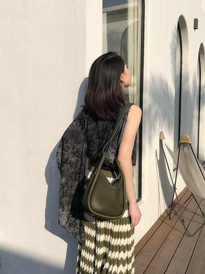 Bolsa Cuadrada de Cuero Genuino - Cartera Compacta para Mujer - Image 2