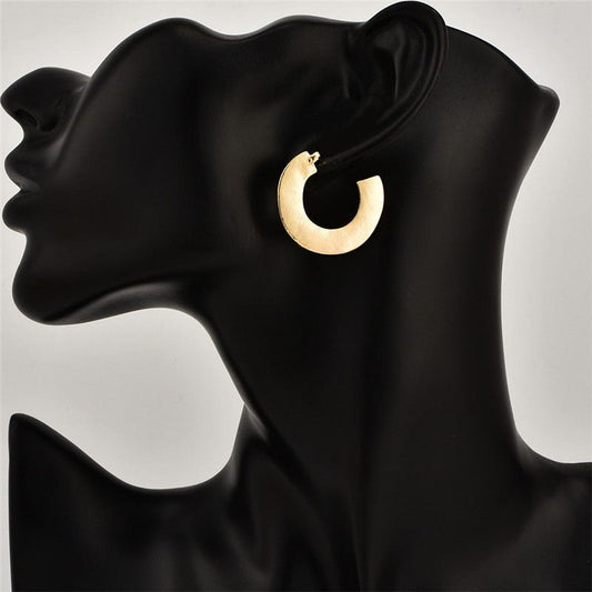 Aretes Vintage Luna Dorada - Diseño Minimalista Elegante