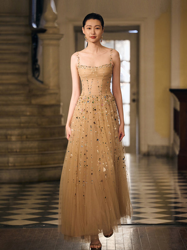 Vestido de Novia Artesanal con Cuentas Decorativas - Image 6