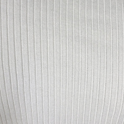 Blusa Blanca con Hombro Caído y Manga Larga - Image 4