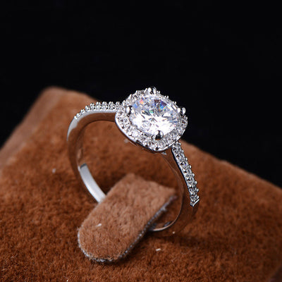 Anillo de Plata para Bodas y Compromisos con Circonia Cúbica Luxury - Image 2