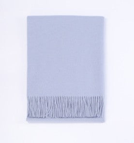 Chal de Lana Pura con Flecos Invierno 2021 - Image 4