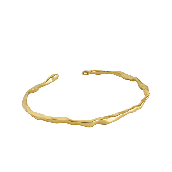 Pulsera Femenina con Textura Martillada Irregular