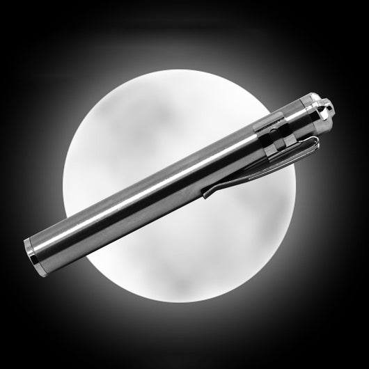 Linterna LED Lunar Recargable USB - Alcance Extendido Portátil - Image 8