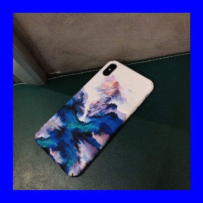 Funda para teléfono azul oscuro con detalles coloridos - Image 4