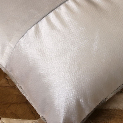 Almohada Decorativa de Piel Sintética con Tejido Entrelazado - Image 4