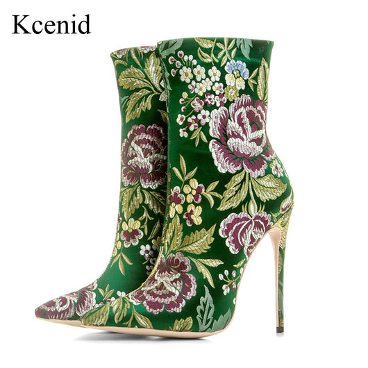 Botines de Tacón Alto Satinado con Punta Afilada - Colección Otoño Invierno - Image 7