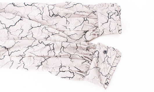 Camisa de Manga Larga con Solapas Paneladas - Image 8