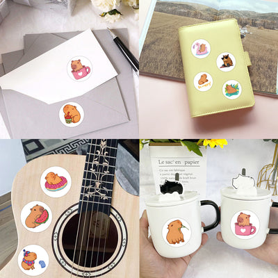Rollo de 500 Stickers Capibara Infantiles - Pegatinas de Colores para Cuadernos y Guitarra - Image 15