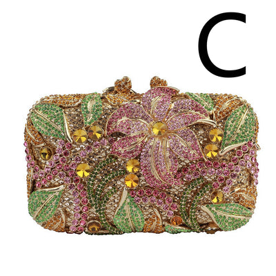 Clutch Elegante con Flores y Cristales Brillantes - Image 21