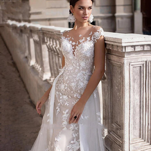 Vestido de Novia Blanco Escote Redondo Efecto Reductor con Cola de Pez Reversible - Image 13