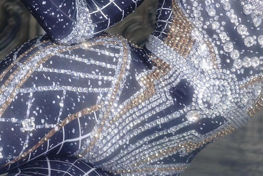 Traje de Pole Dance Acrobático para Mujer en Negro - Image 12