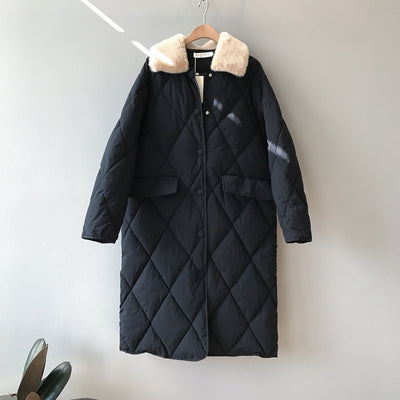 Chaqueta Acolchada para Mujer con Cuello de Piel y Diseño Rombo - Image 10