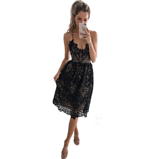 Vestido Halter con Encaje y Tirantes Cruzados - Image 3