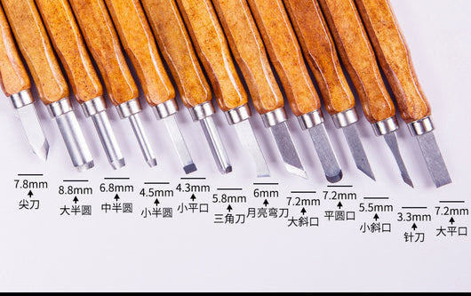 Set de 6 Cuchillos de Tallado en Madera Hechos a Mano con Mangos de Caoba - Image 6