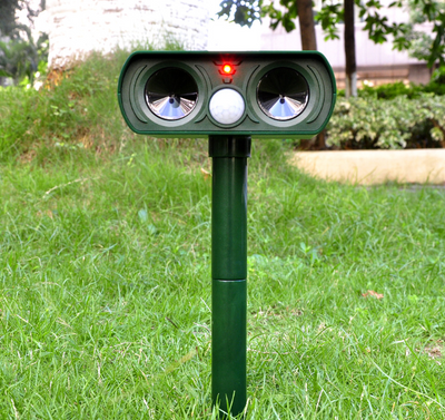 Repelente Ultrasónico Solar para Animales - Image 5