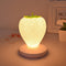 Luz Nocturna Fresa con Carga USB