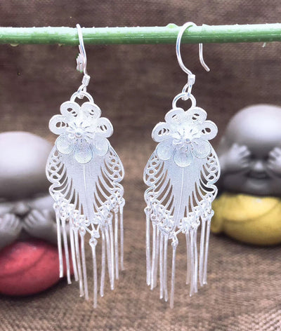 Aretes de Plata Esterlina con Borla Floral - Image 10