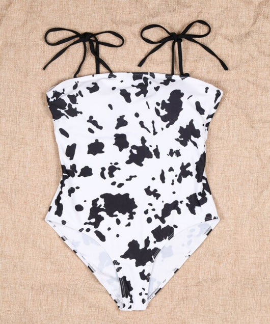 Traje de Baño Estampado Vaca con Diseño Cruzado - Image 9
