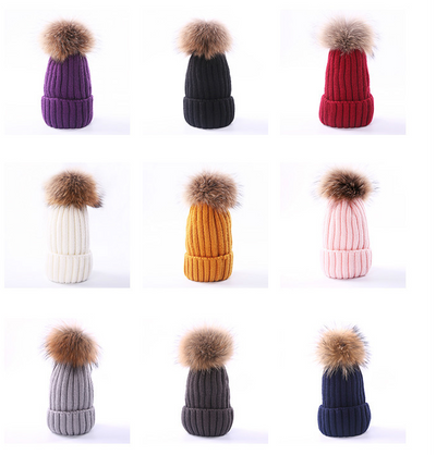 Gorro Infantil de Lana con Pompón para Otoño e Invierno - Image 4