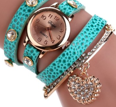 Reloj Pulsera con Colgante de Diamante Textura Lichi y Correa PU - Image 6