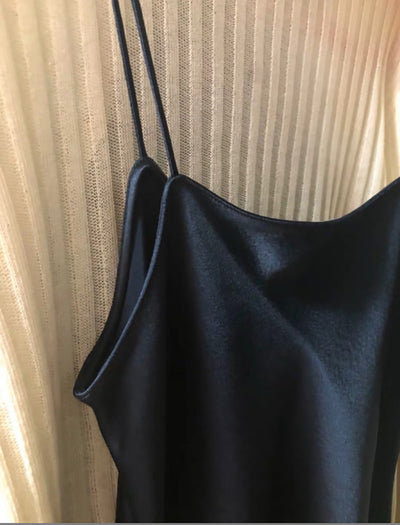Vestido Slip de Acetato Satinado - Diseño Versátil Ajustable - Image 3