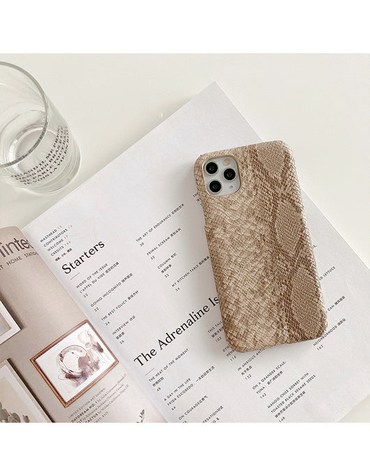 Funda para iPhone con patrón de piel de serpiente retro - Image 10
