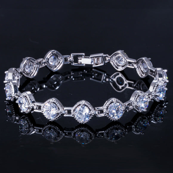 Pulsera de Oro Blanco con Circonita Cúbica y Cadena de Cristales Brillantes