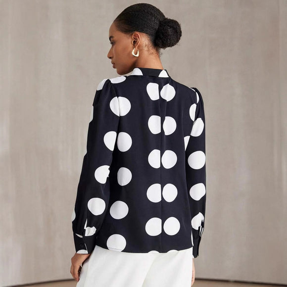 Blusa Retro de Lunares con Manga Larga Versátil
