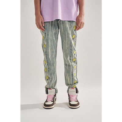 Jeans con Bordado de Carita Feliz