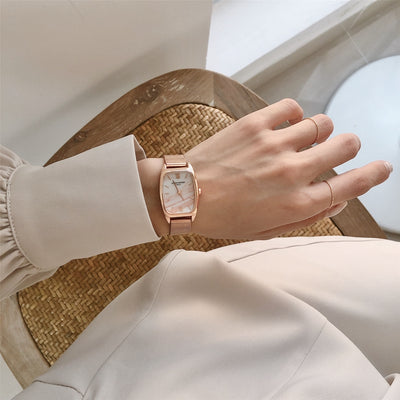 Reloj Cuadrado Retro Mori con Encaje para Mujer