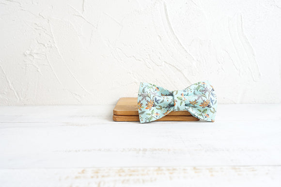 Collar para Perro con Estampado Floral Térmico y Moño Ajustable