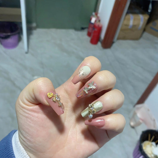 Uñas Postizas Adhesivas con Diseño Mariposa Removible - Image 4