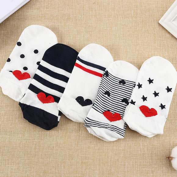 Calcetines infantiles con diseños de dibujos animados