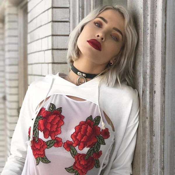 Sudadera con Hombros Caídos y Detalles Recortados