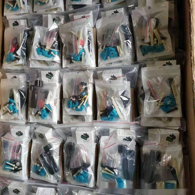 Kit Completo de Accesorios para Guitarra - Púas, Cuerdas y Estuche - Image 39
