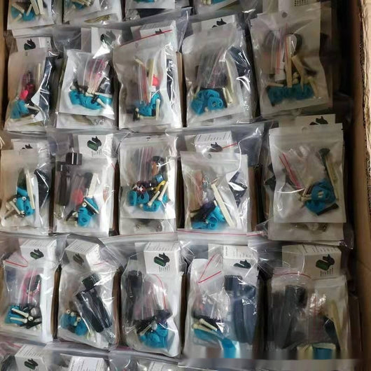 Kit Completo de Accesorios para Guitarra - Púas, Cuerdas y Estuche - Image 39