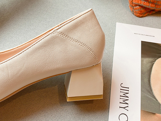 Zapatos de Tacón Grueso para Mujer en Cuero Suave - Image 9