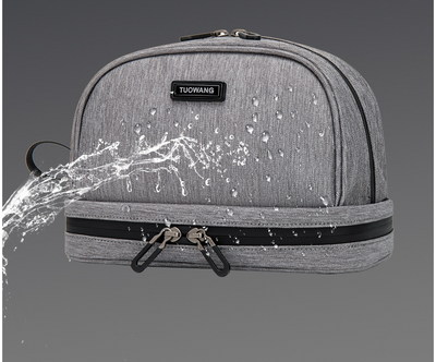 Bolsa de Aseo Impermeable para Hombre con Separación Húmedo-Seco - Image 9