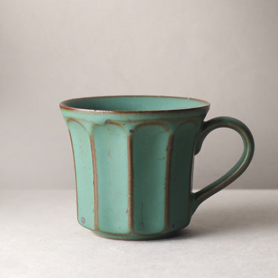 Taza de Cerámica Artesanal con Patrón Vertical - Image 4