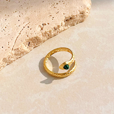 Anillo Serpiente Chapado en Oro 18K Acero Inoxidable - Image 4