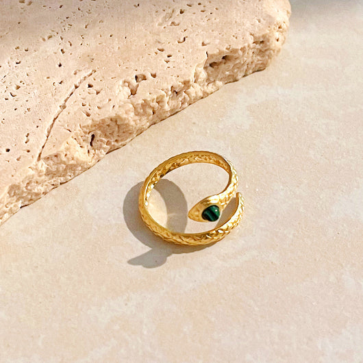 Anillo Serpiente Chapado en Oro 18K Acero Inoxidable - Image 4